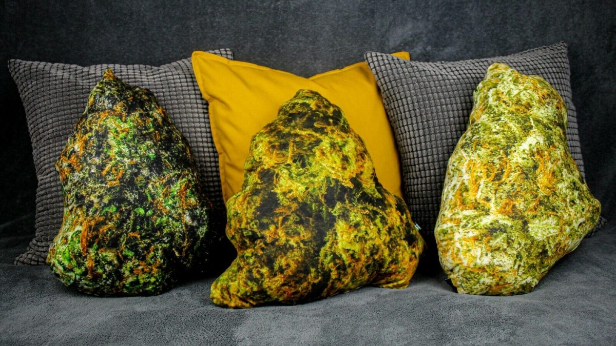 420 Gadżetów: rewelacyjne poduszki w kształcie kwiatów konopi!