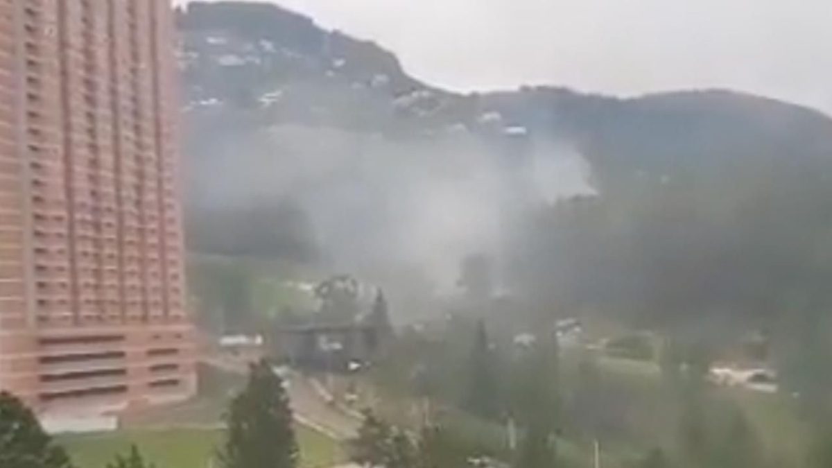 Chmura dymu ze 1678 kg marihuany nad Kolumbijskim miastem [VIDEO]